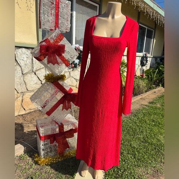 SHEIN Vibrant Red Long Sleeve Dress - Picture 2 of 5